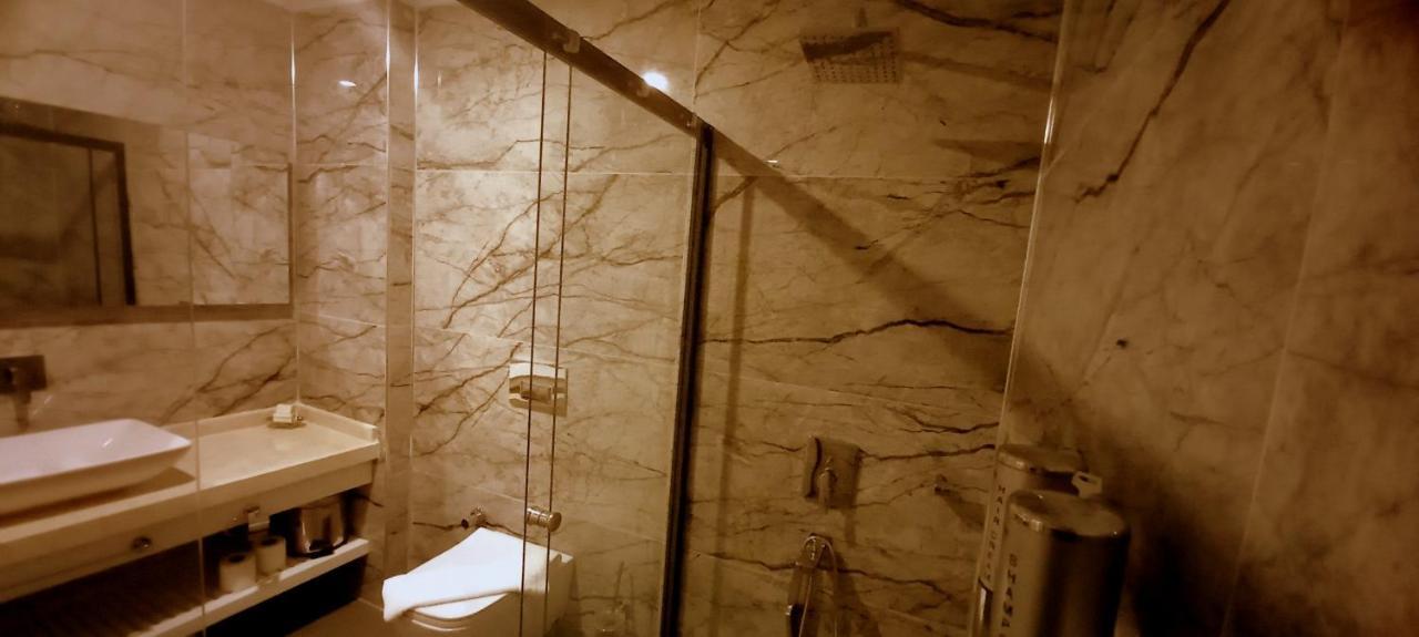 Un Amor Hotel Каш Екстериор снимка